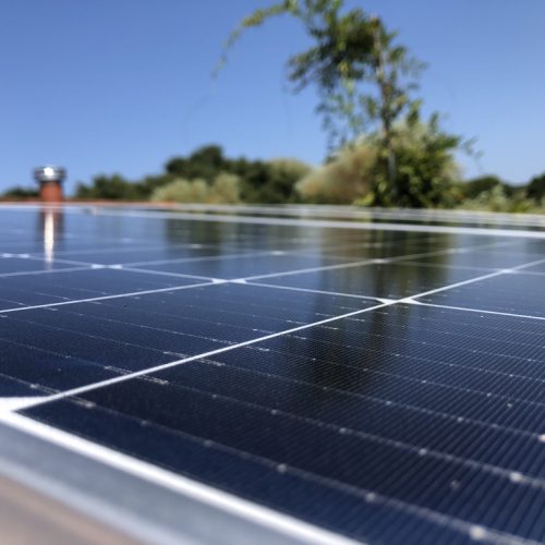 Infraestructura fotovoltaica para autoconsumo de hogar en Galicia
