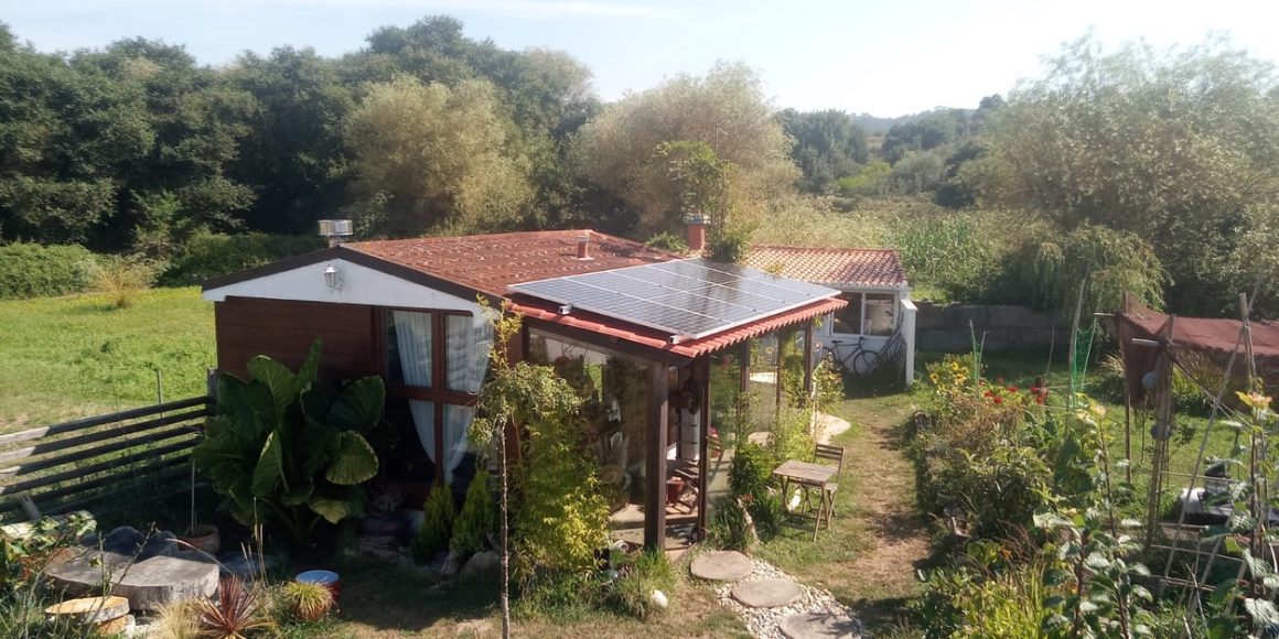 Infraestructura fotovoltaica para autoconsumo de hogar en Galicia